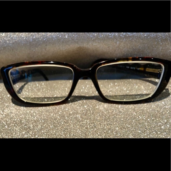 Vogue Frames 💞 - Picture 3 of 8